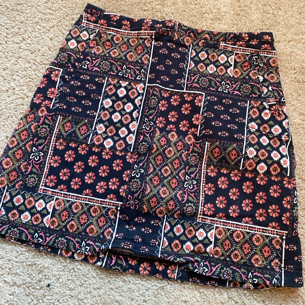 Hollister mini skirt